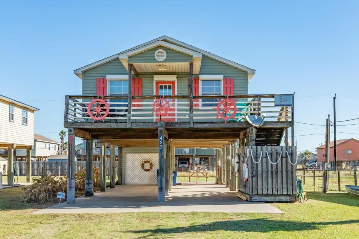 Casa De Las Olas - Huge Fenced Yard, Massive Outdoor Shower, Great Breezes From Deck! Surfside Beach Exterior photo